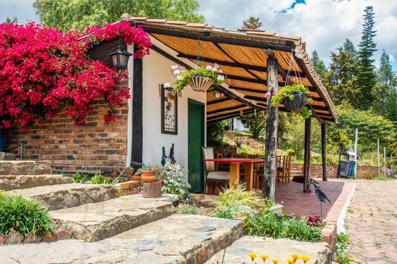 Villa Patty Tibasosa Exterior foto